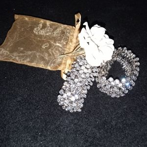 Bracelets Two Matching Beautiful Sworovski Crystals Pair